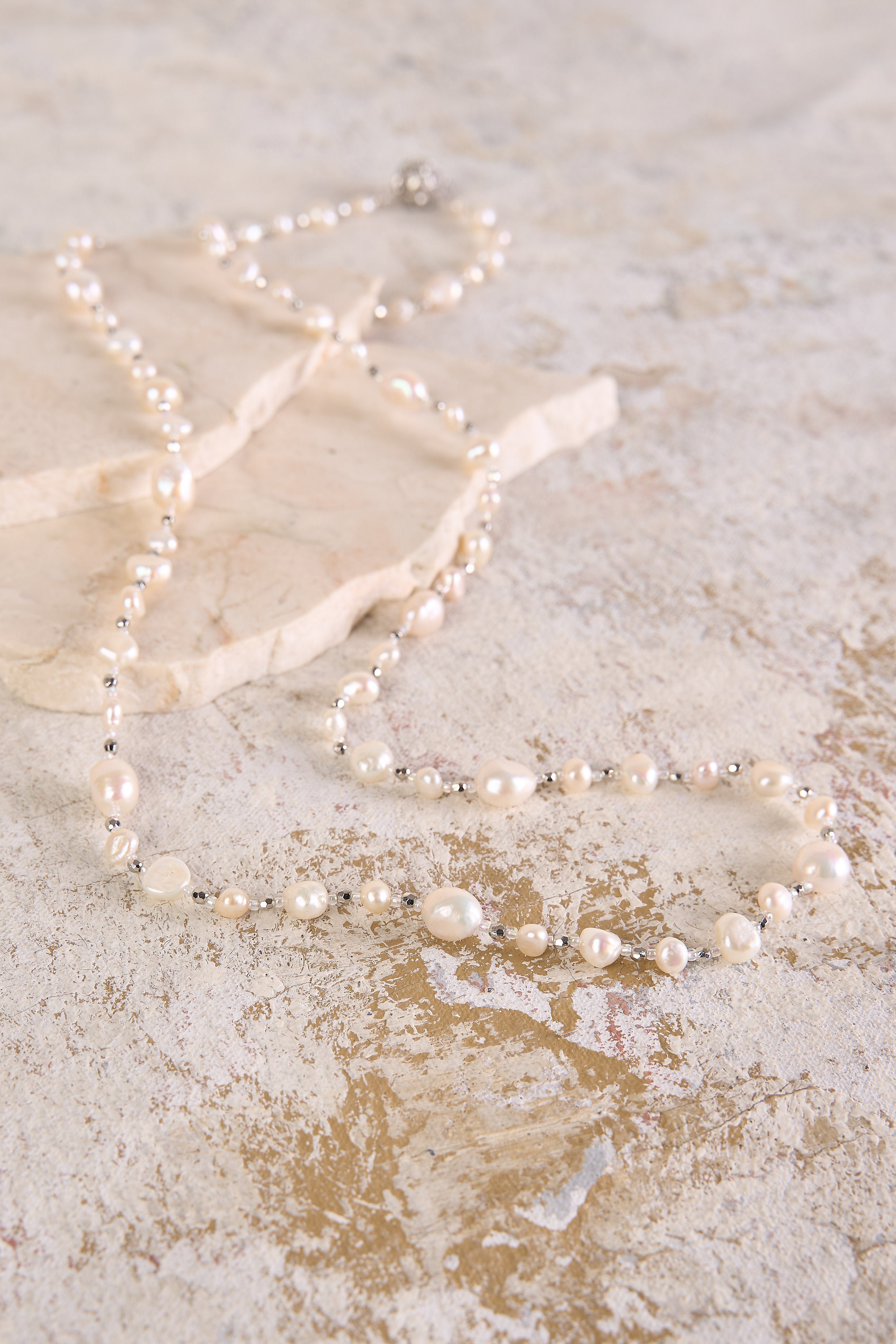 Belle Pearl Necklace - White
