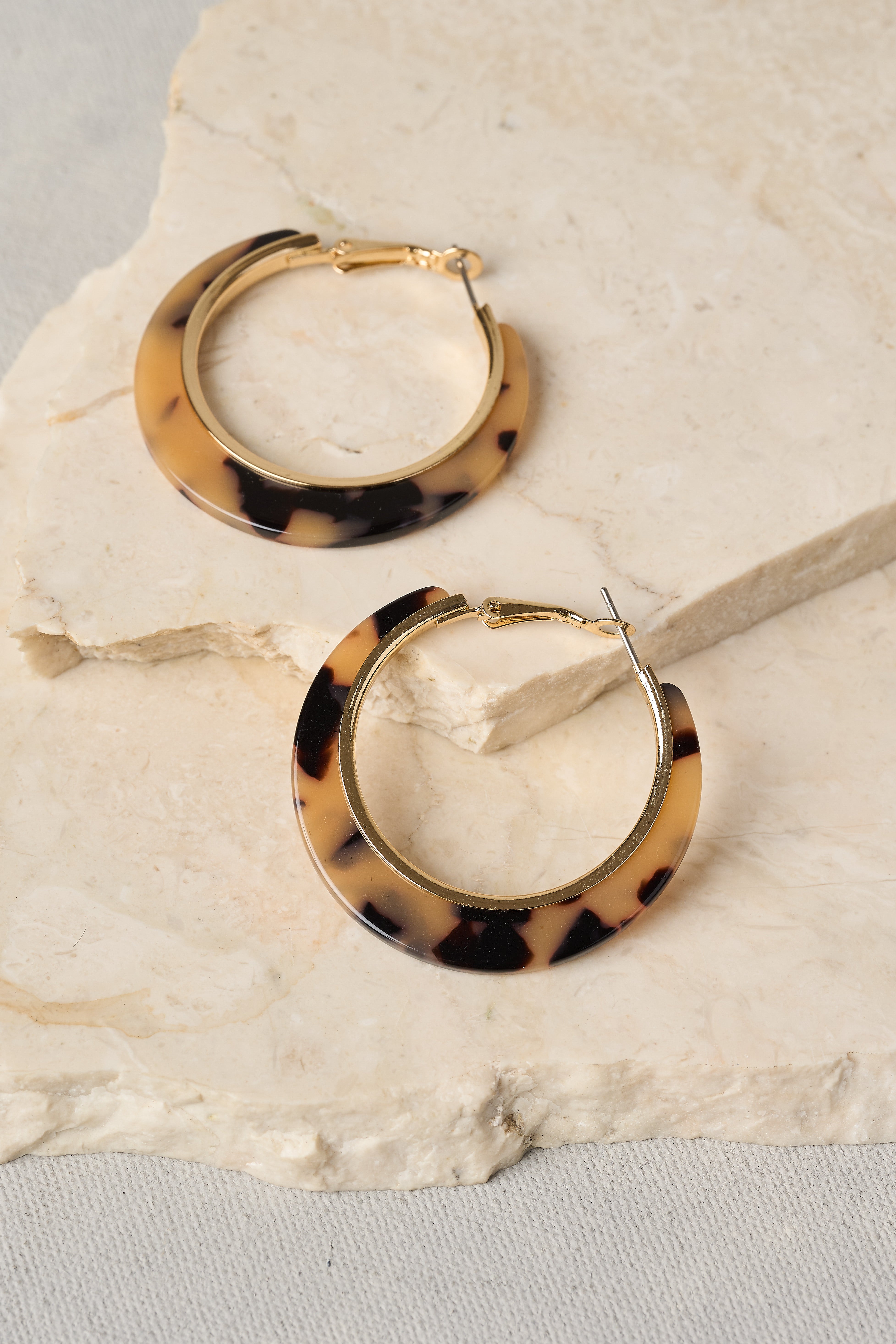 Tortoise Resin Hoops