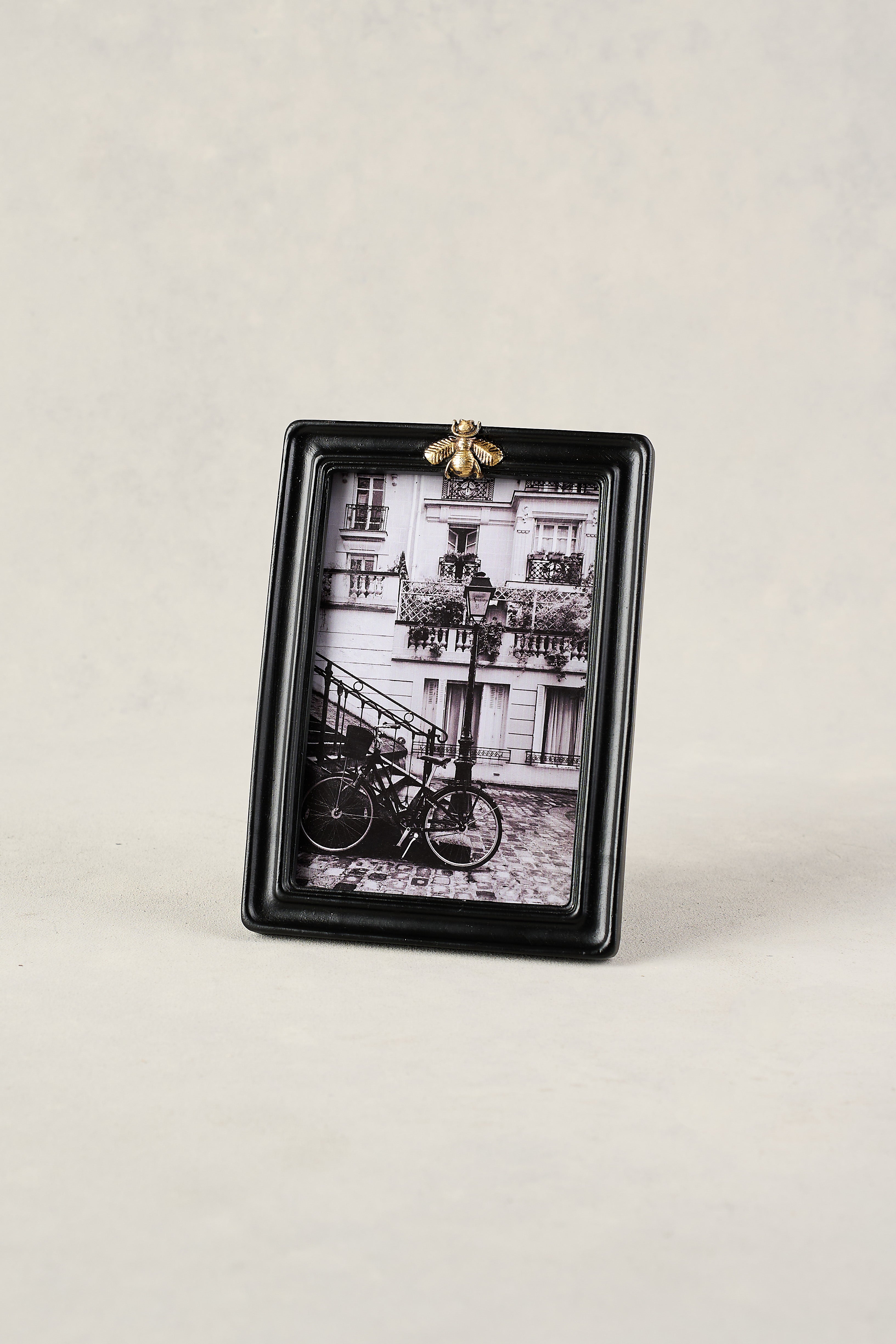Black / Gold Bee Frame - 4x6"